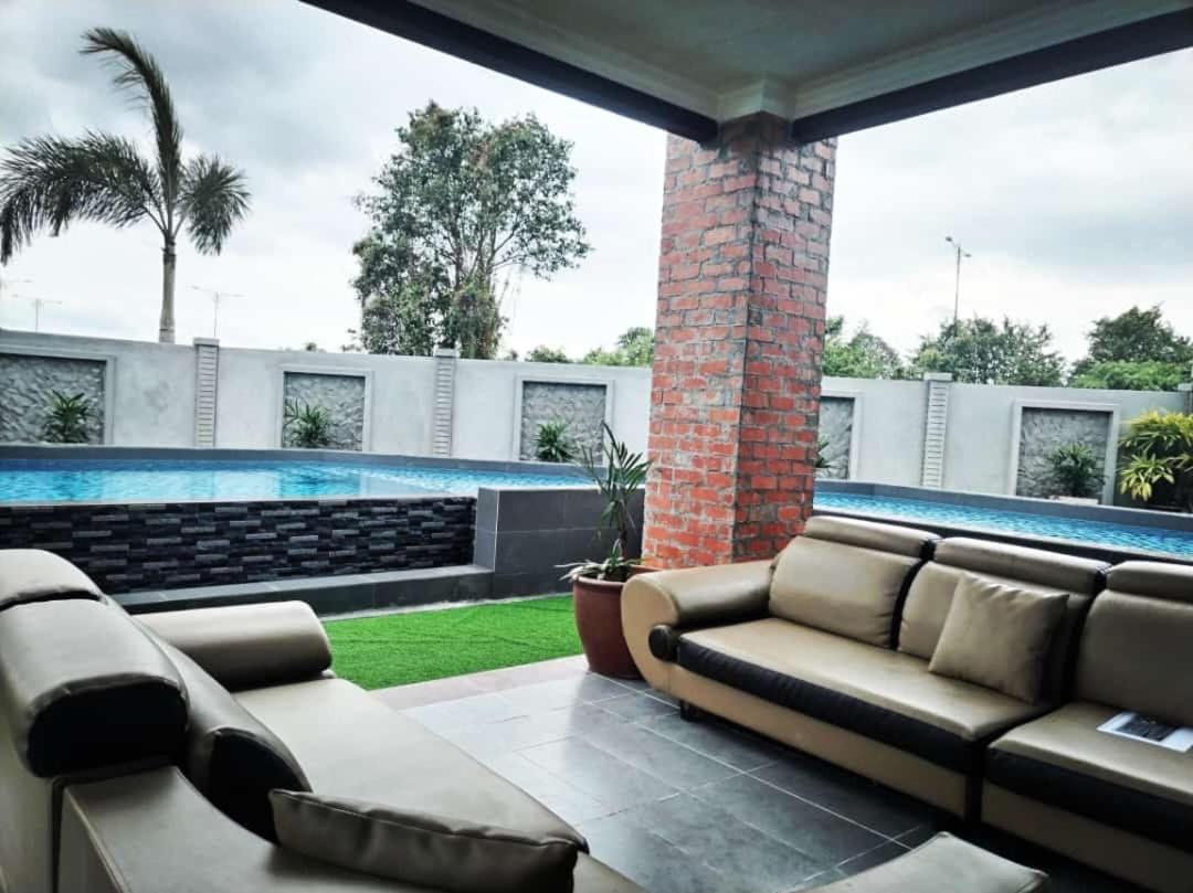 Destini Akef Villa 2 Pantai Cenang  Exterior foto