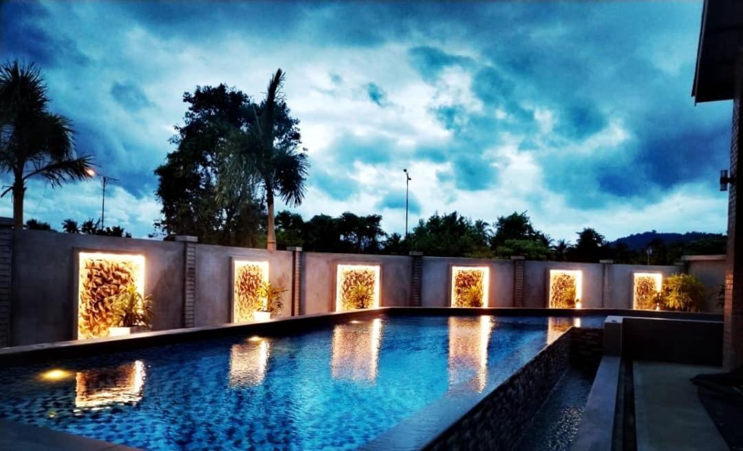 Destini Akef Villa 2 Pantai Cenang  Exterior foto